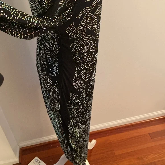 Fashion Nova 1XL black long dress with silver beads - Picture 5 of 13